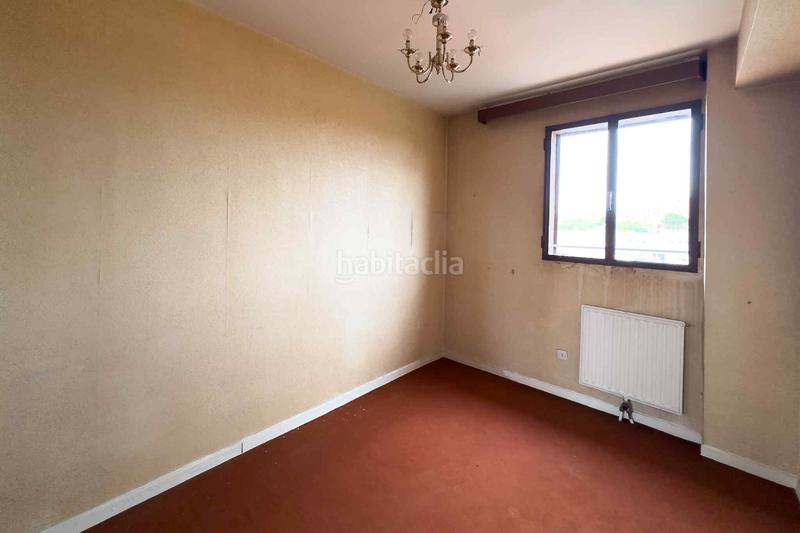 Foto 4a0dd37d-6ada-49f3-903b-52af4cd024cc. Piso  en venta Entrevías, en Entrevías Madrid