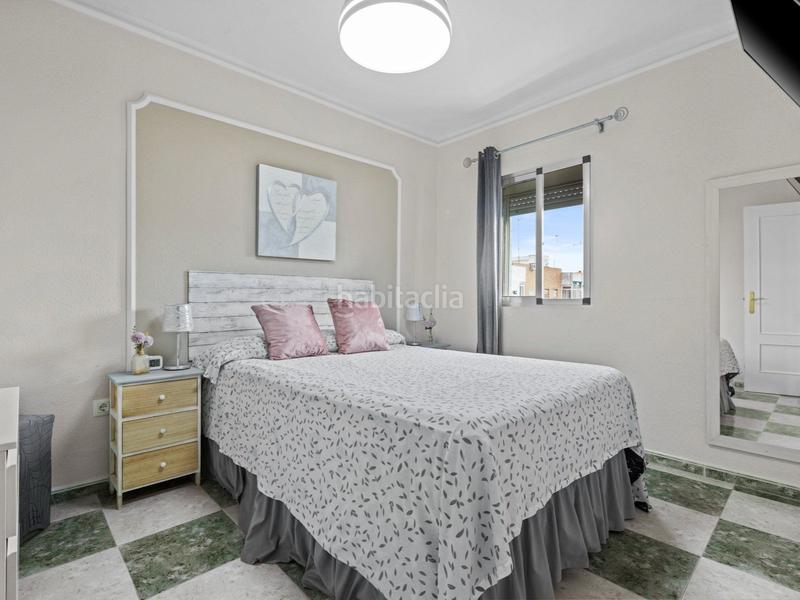 Foto adaa7318-64eb-45d1-a3a0-2df340369f91. Pis amb calefacció a San Pablo Sevilla