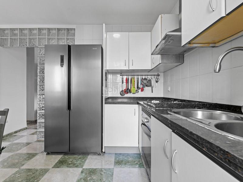 Foto d412a4b8-f330-4935-91e5-8cd76c46dafc. Pis amb calefacció a San Pablo Sevilla