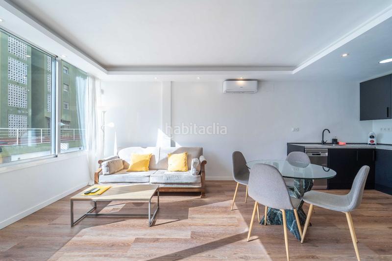 Foto 2e1082b3-95b0-44bd-bc7f-7d60f63997ea. Piso  en venta en Manantiales-Estación de Autobuses Torremolinos