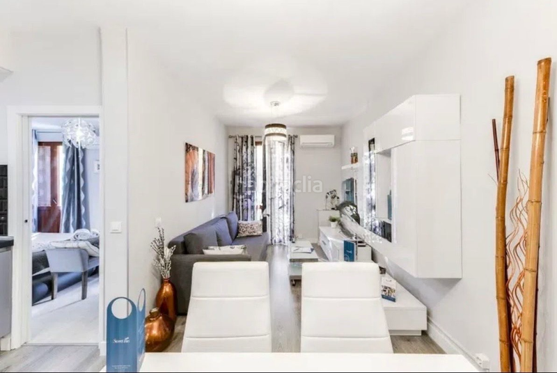 Foto 0281554f-99d7-4160-bea1-72b4d1fa2469. Piso  en venta embajadores, en Embajadores-Lavapiés Madrid