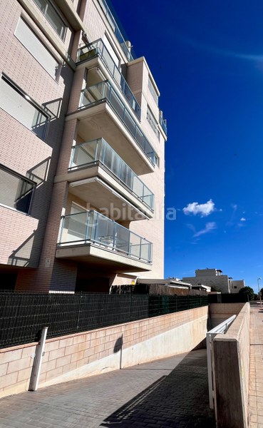 Foto a56b77fa-a126-4835-89a8-cac5a05606bc. Affitto piccolo appartamento con piscina in Playa del Puig El Puig de Santa Maria