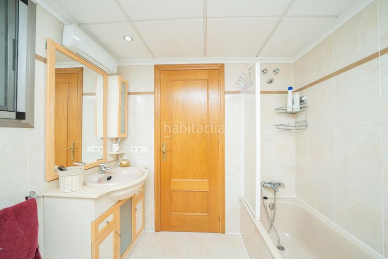 Foto 3a2a636f-f497-4a5d-a809-35c62cd0d755. Semi detached house with heating in Norte Sant Vicent del Raspeig