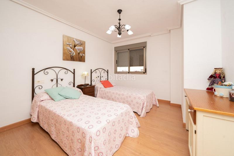 Foto bd7d7c80-548a-4fdb-886f-b6b85b16916e. Semi detached house with heating in Norte Sant Vicent del Raspeig