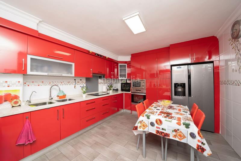 Foto fd758802-1dfc-40bc-8754-7c6976a2c053. Semi detached house with heating in Norte Sant Vicent del Raspeig