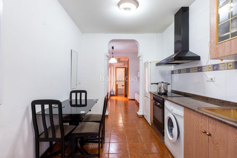 Foto b27fd300-16c4-4a3d-85a5-eff8cca06846. Flat with heating in El Cabanyal-El Canyamelar Valencia