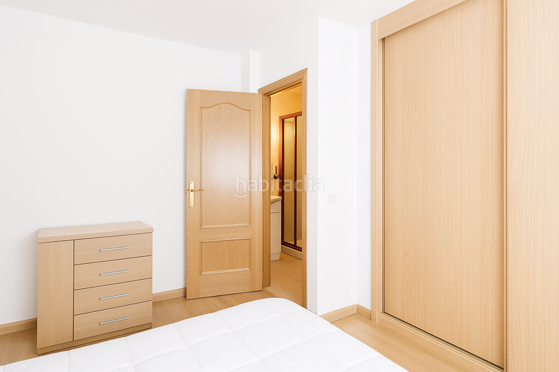 Foto c3fabb8a-f289-441d-927c-7befc0e25380. Casa amb calefacció a Restón I-Restón II Valdemoro