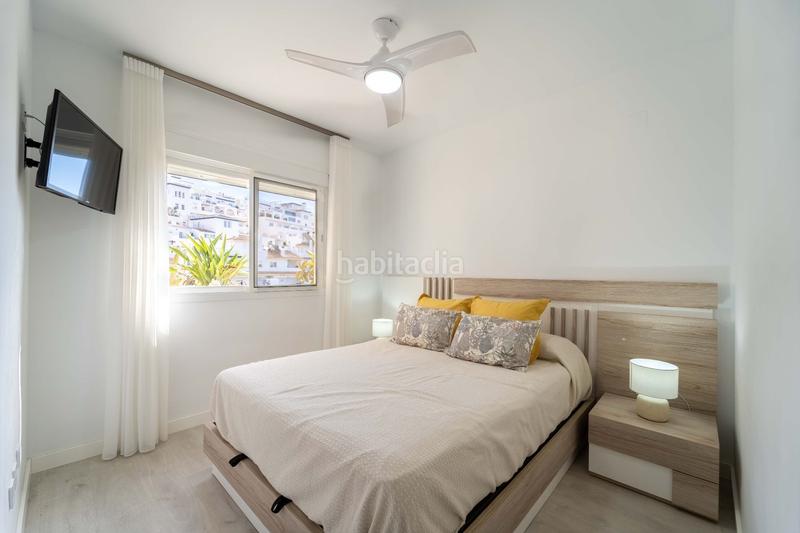 Foto 62a178b4-ea6c-4bea-86fc-4435a2d2082e. Àtic amb piscina a Zona Centro Comercial Torrequebrada Benalmádena