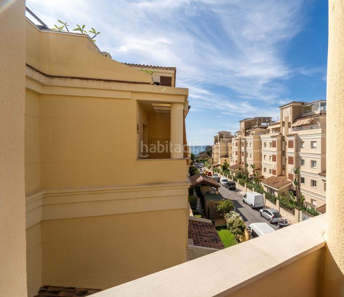 Foto c6d0c93d-8a2e-410c-8eaf-9ecd9c242cf2. Àtic amb piscina a Zona Centro Comercial Torrequebrada Benalmádena