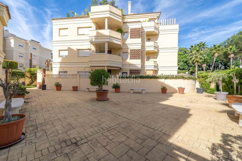 Foto d5042378-957f-4530-8bc4-0b4aa5832d71. Àtic amb piscina a Zona Centro Comercial Torrequebrada Benalmádena