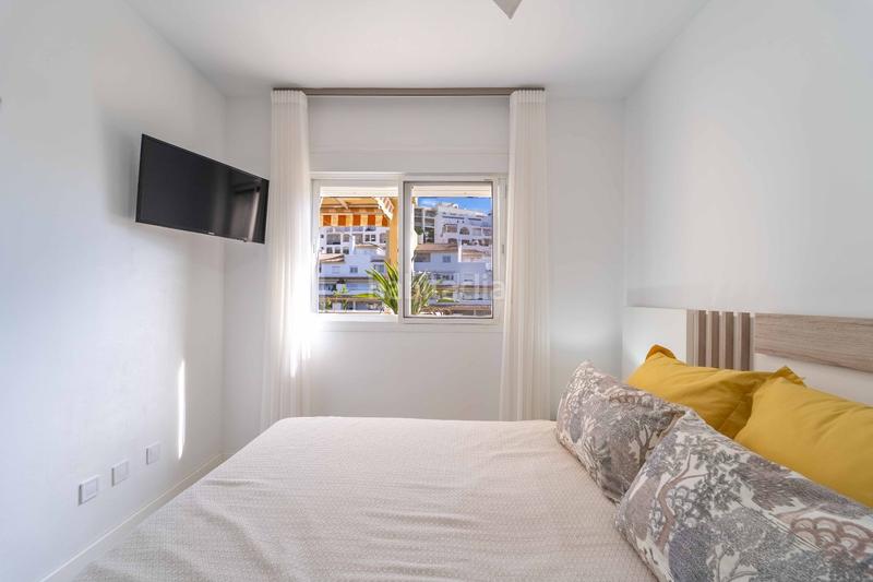 Foto fc784bbc-ac98-4a66-af81-4d676b60eeef. Àtic amb piscina a Zona Centro Comercial Torrequebrada Benalmádena