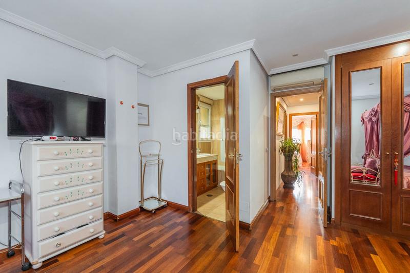 Foto 0d861de1-bb81-44b2-9fba-cc55e6de7843. Maison jumelée avec chauffage piscine dans Timón Madrid