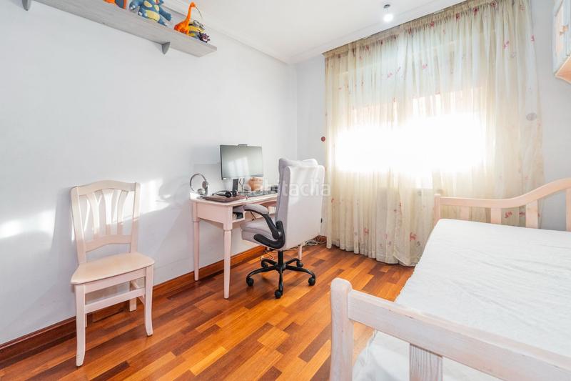 Foto 4a5470d8-4f96-4277-99ed-7e0dc0bc5853. Maison jumelée avec chauffage piscine dans Timón Madrid