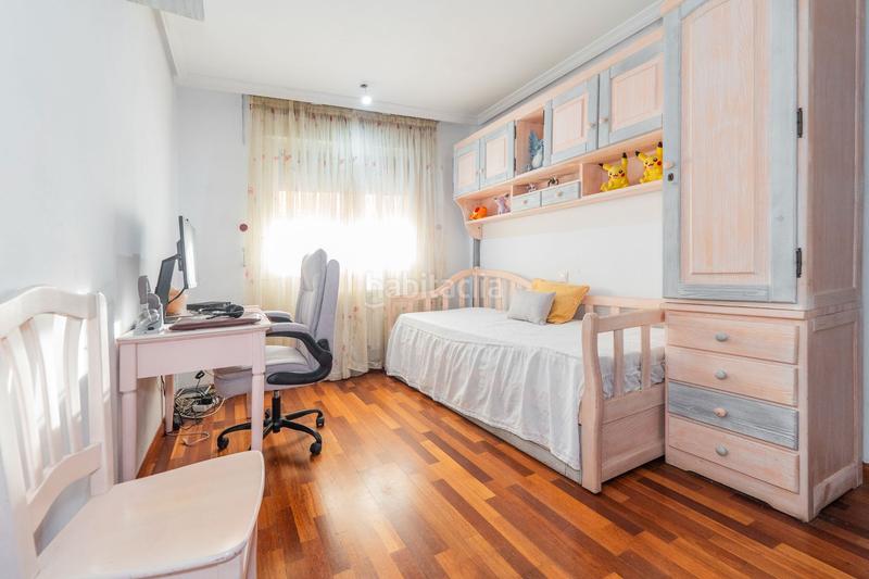 Foto 53c07193-5693-48f6-acdb-d8f75acb222e. Maison jumelée avec chauffage piscine dans Timón Madrid