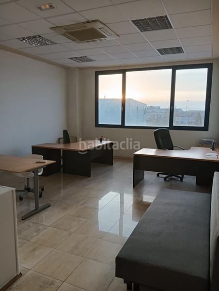 Foto 437e5f3a-89b6-4d46-a3e9-d2071d6b3c48. Lloguer oficina amb calefacció a La Garena Alcalá de Henares