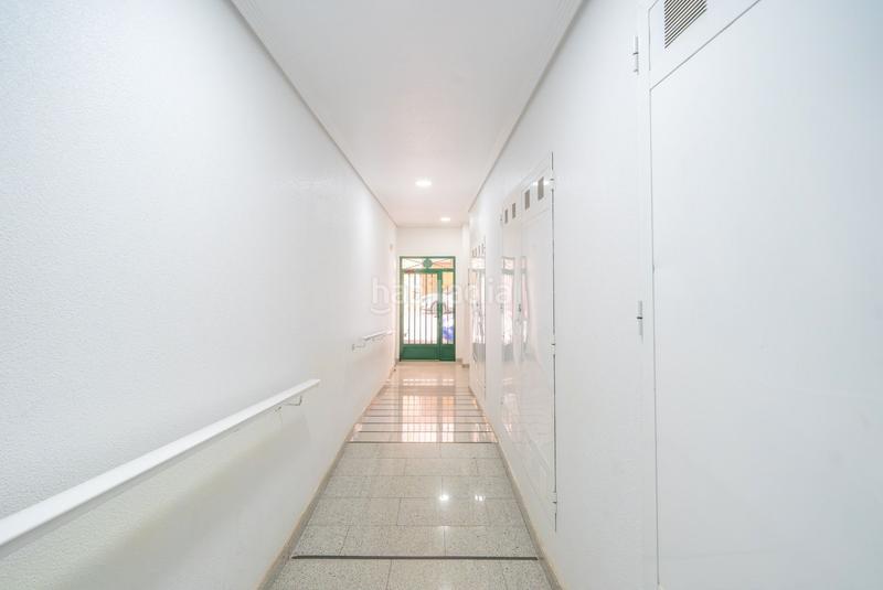 Foto d8740bd3-e921-42f9-b36e-61a014d768ff. Flat in El Molino Torrevieja