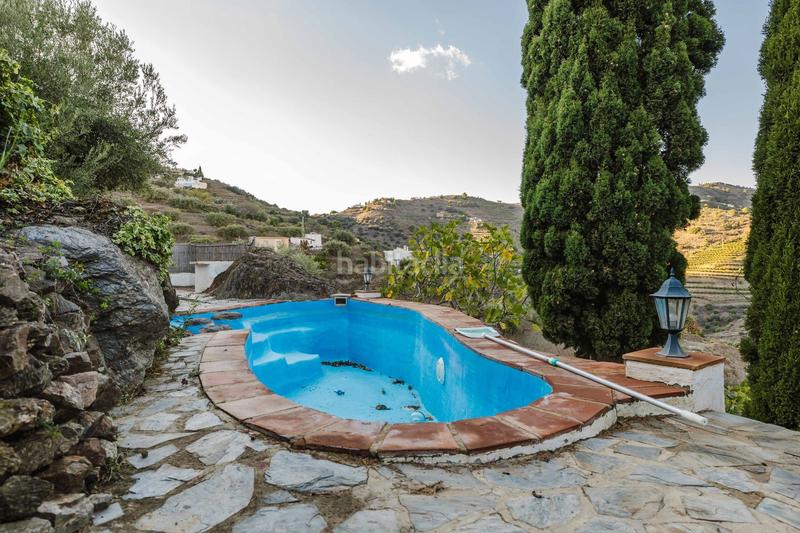 Foto 909b52ab-e745-4c40-9bec-02f98bca2f58. Finca rústica casa rural en venta en Torrox pueblo Torrox