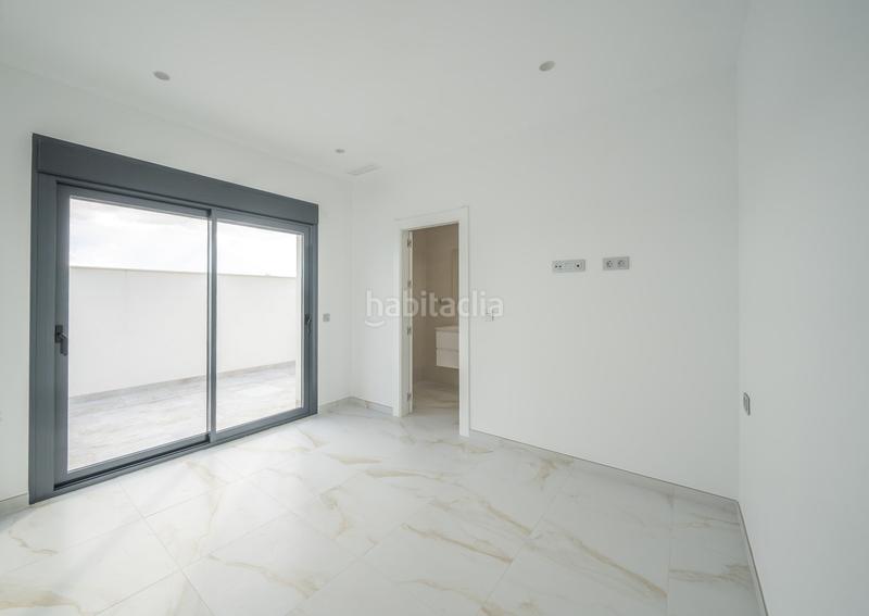 Foto 05d50102-ec7d-49b7-8b0d-1e4719ddc371. House with pool in El Pinar de Campoverde Pilar de la Horadada