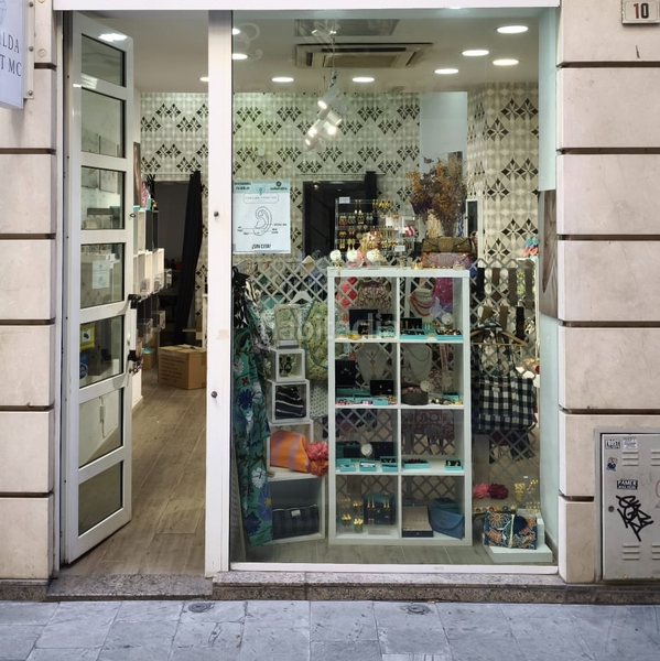 Foto 61997b9d-03c1-43ee-b086-8da3b4b36ac0. Alquiler local comercial alquiler local comercial Centro Histórico, en Málaga