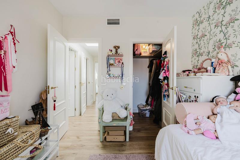 Foto 1e3dbdd6-e4cb-45b2-afc1-b12a8b8b2ff0. Ático  en venta en Puerto Deportivo Fuengirola