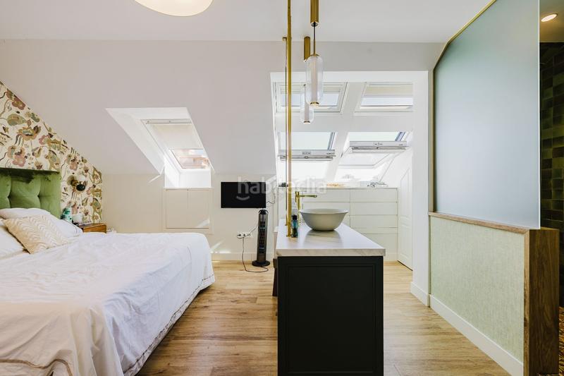 Foto 88ae152c-8b25-4085-90a3-fb09082cbdd4. Ático  en venta en Puerto Deportivo Fuengirola