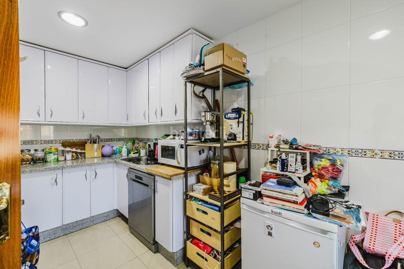 Foto a1ee9233-d240-4f85-a02c-1666ef9f127e. Ático  en venta en Puerto Deportivo Fuengirola