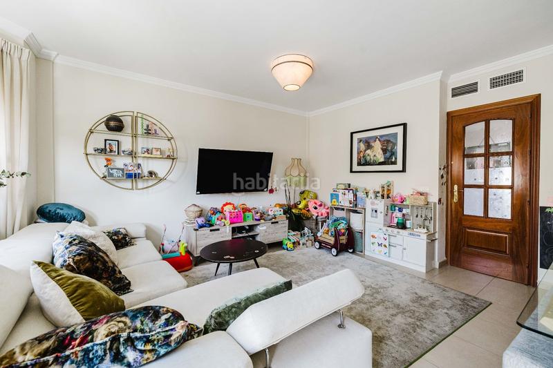 Foto a45a68e4-cfc1-423b-a6a4-4e386bbd0e78. Ático  en venta en Puerto Deportivo Fuengirola