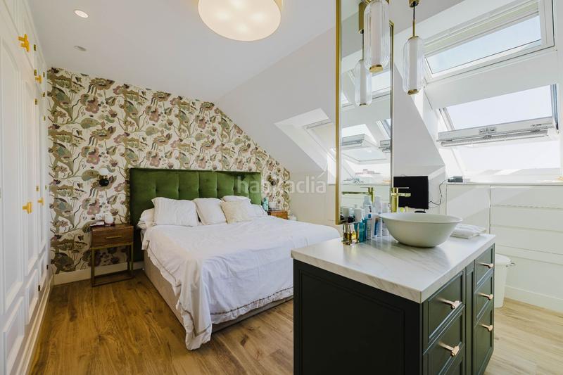 Foto ac050ac0-269e-4d77-a909-5ec7258a2179. Ático  en venta en Puerto Deportivo Fuengirola