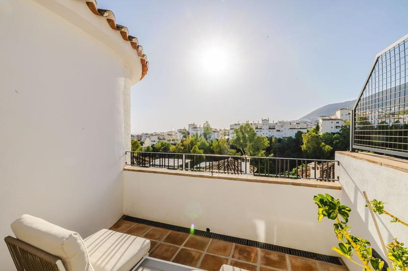 Foto aa8a09a7-b1a7-413e-bd1d-9c18a22e8224. Semi detached house with pool in Montealto - Monterrey Benalmádena