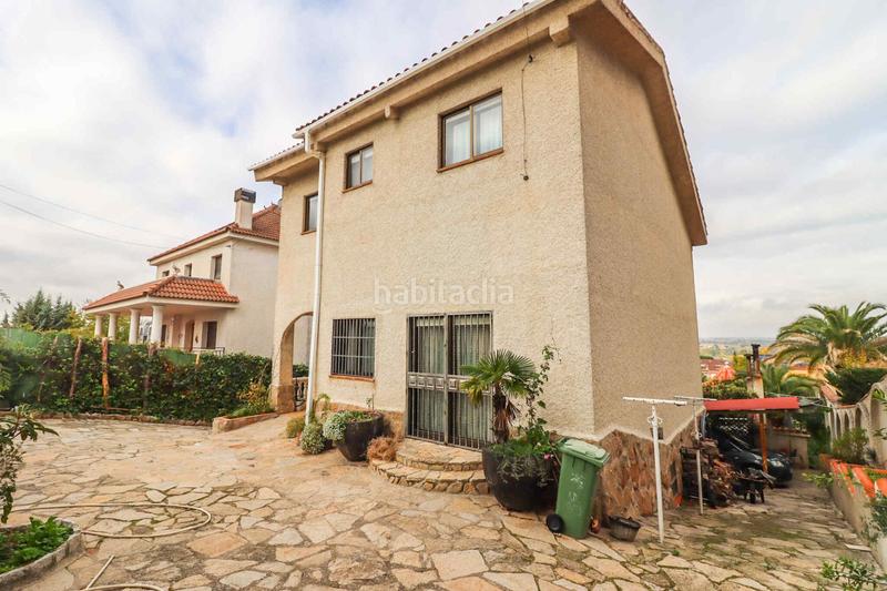 Foto 0d3e8b4a-1d3e-40d0-bef6-0b592d32f490. Maison avec piscine dans Parque Coimbra Móstoles