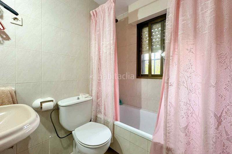 Foto 0ffb0cd8-fbe6-49f7-bc07-9101bacd3d04. Maison avec piscine dans Parque Coimbra Móstoles