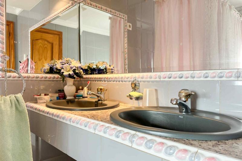 Foto 39cb8194-86b5-438d-bef4-5ec09a3fe045. Maison avec piscine dans Parque Coimbra Móstoles