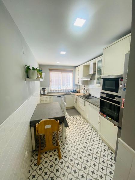 Foto 0b9aa013-a78c-4f73-8749-67a6677dc3de. Casa amb piscina a el soto de La Moraleja La Moraleja