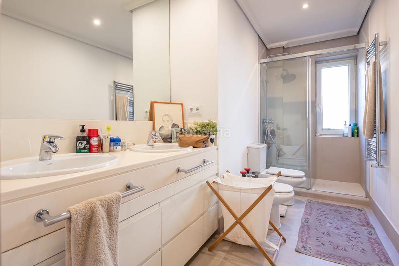 Foto b7510669-e36f-4669-8af2-4bc4935bec81. Flat with heating in Cuatro Caminos - Azca Madrid