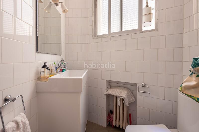 Foto f2d35cf3-bfc1-4a01-977e-3e6f75fd2b20. Flat with heating in Cuatro Caminos - Azca Madrid