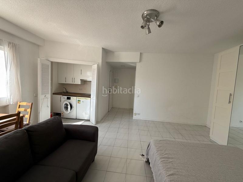 Foto e527e72c-8fda-43ae-9556-3522a437d206. Etagenwohnung mit heizung in Universidad-Malasaña Madrid