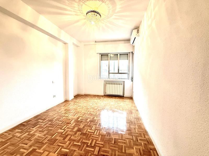 Foto f1512cfa-5408-4872-bc1d-9b6942fab9e2. Location appartement avec chauffage piscine dans Costillares Madrid