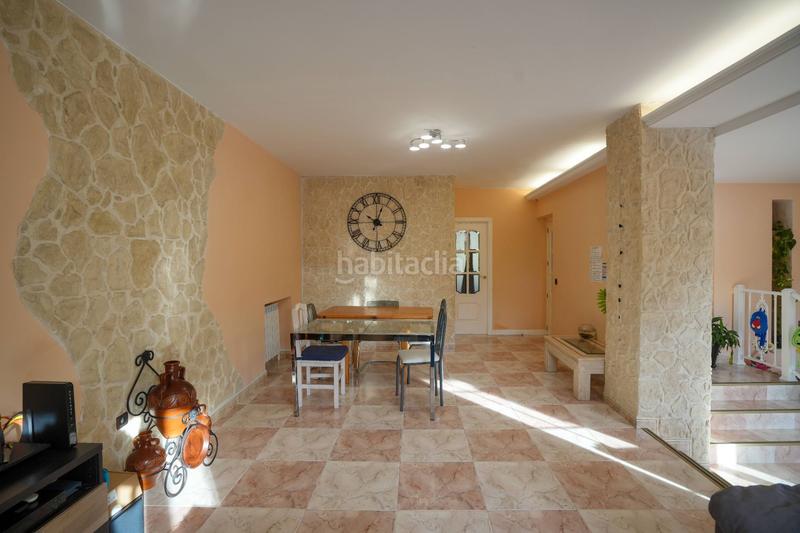 Foto 32caa887-3d4a-4686-a434-45473dc1086a. Haus mit heizung pool in Berrocales de Jarama Paracuellos de Jarama