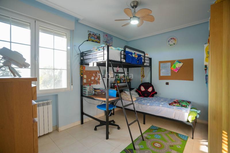 Foto b8cd6821-d129-4c9b-992d-07cc60cc84f2. Haus mit heizung pool in Berrocales de Jarama Paracuellos de Jarama