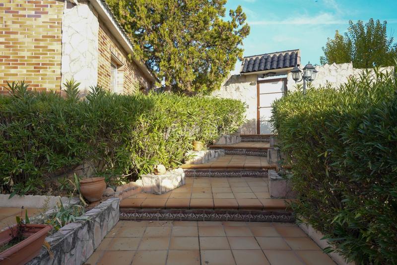 Foto babfde77-6d49-4330-bb3d-73625f85d7be. Haus mit heizung pool in Berrocales de Jarama Paracuellos de Jarama