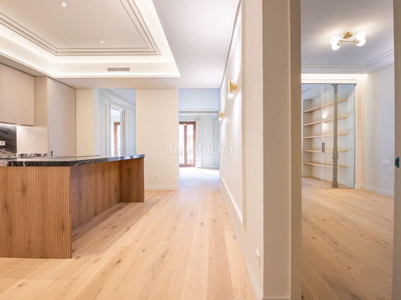 Foto 410c1bd0-e59e-4958-9bd3-f536e70ca592. Piso  en venta lavapiesembajadores en Embajadores-Lavapiés Madrid