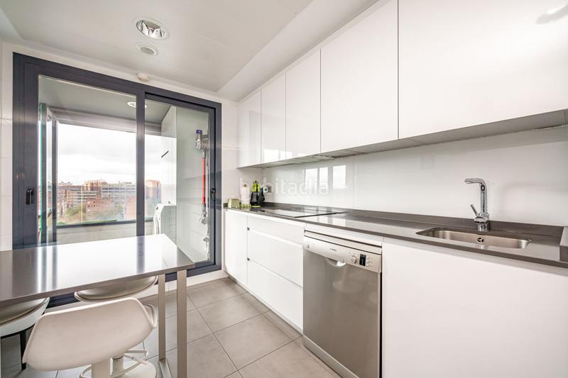 Foto 8b04b797-81dc-47a4-b915-8d48155f045a. Pis amb calefacció piscina a Legazpi Madrid