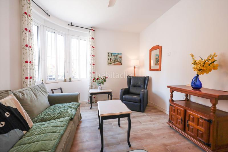 Foto cc23d3da-edeb-4d4f-8174-2153d6a86a9d. Apartment with heating in Playa Levante Santa Pola