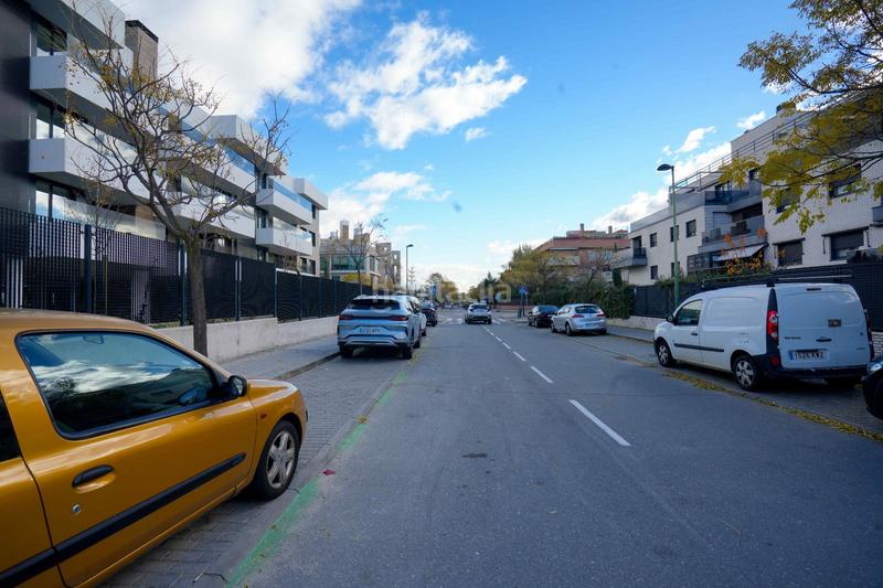 Foto b5fb1762-452a-422e-9bf0-e443c06ded25. Rent flat in Prado de Somosaguas Pozuelo de Alarcón