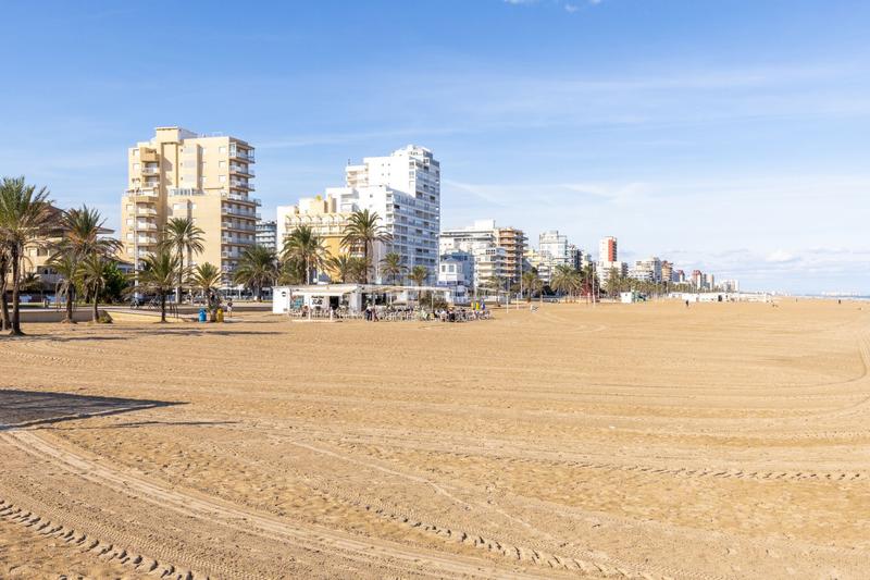 Foto c1c688b4-4f05-4d1f-8339-bf293f78ec90. Ático  en venta gandía en Playa de Gandía Gandia