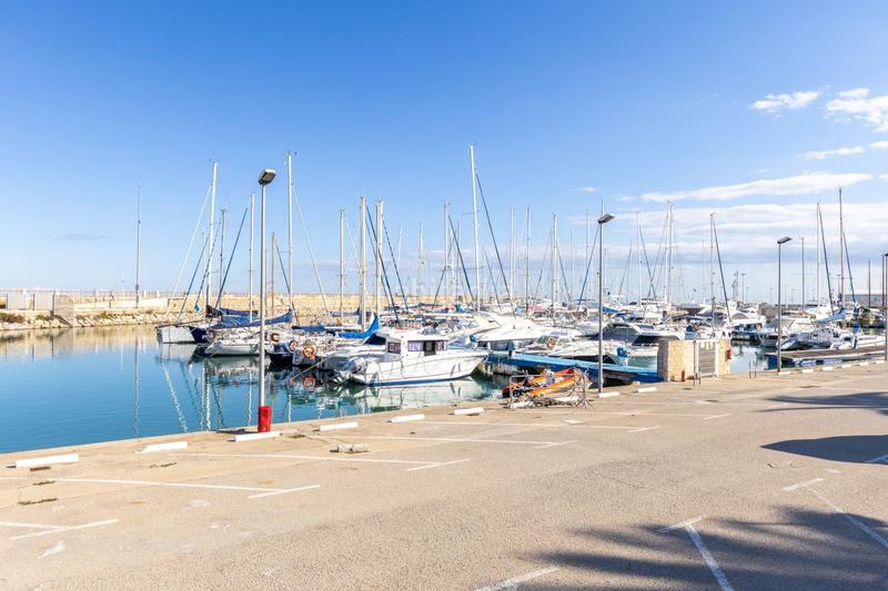 Foto c23a8ff7-95a4-4ca5-9b87-51a8e03cb56c. Ático  en venta gandía en Playa de Gandía Gandia