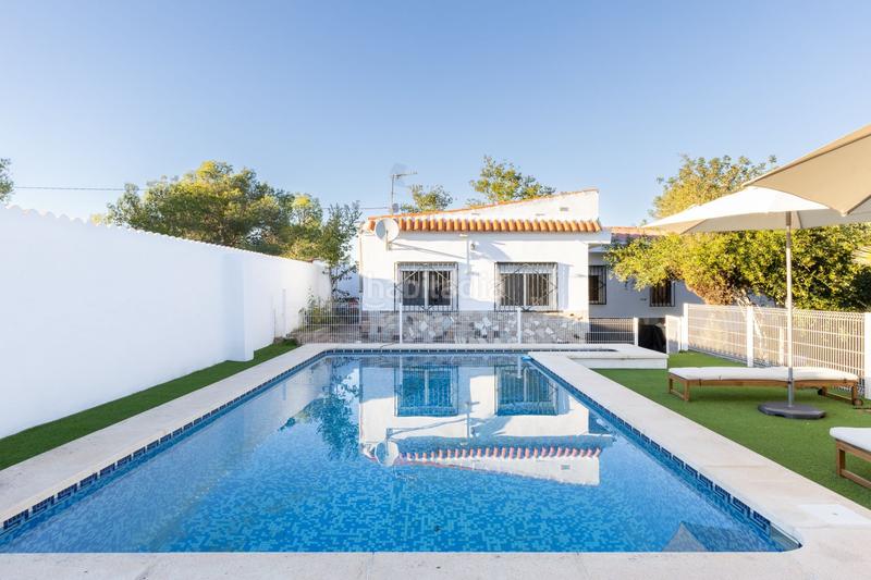 Foto d317df74-bf6c-47e1-aff2-033a8054ee5c. Casale con riscaldamento in Vilamarxant