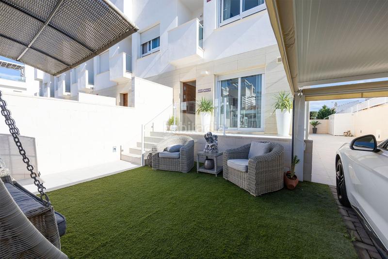 Foto 8db4b817-82e4-474a-930e-6153c51ca5be. House with heating pool in Zona los Frutales Torrevieja