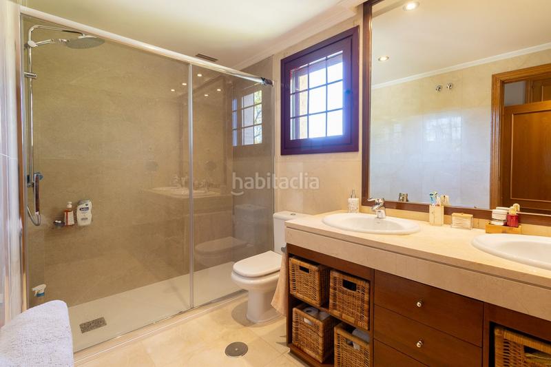 Foto 19631f72-f63a-4a0a-9969-838df19b33d6. Casa amb calefacció piscina a Centro Comercial-Hospital Torrelodones