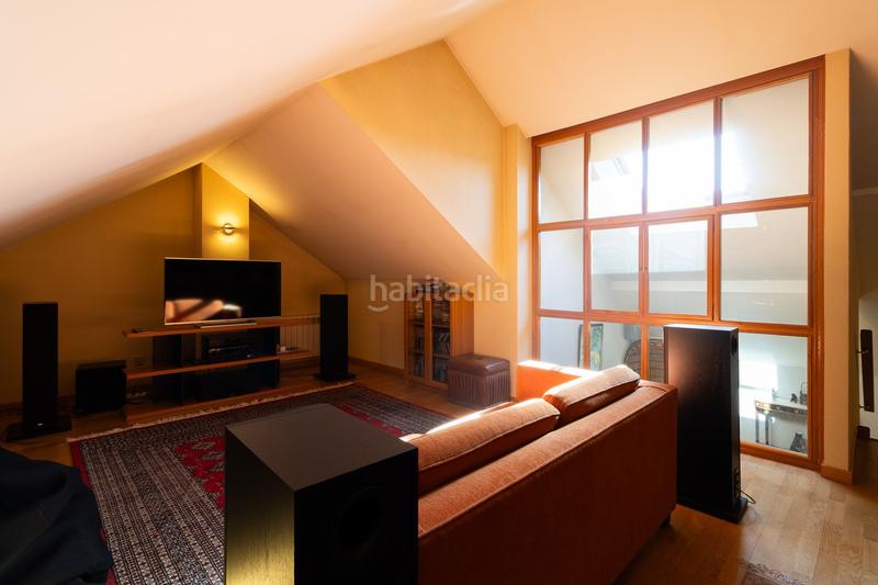 Foto 8356f482-f1f6-4db9-9975-e49d121766d6. Casa amb calefacció piscina a Centro Comercial-Hospital Torrelodones